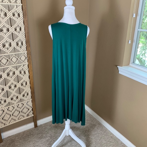 Old Navy Sleeveless Swing Dress Size XL - Flowy Emerald Green Midi Tank - Picture 3 of 8